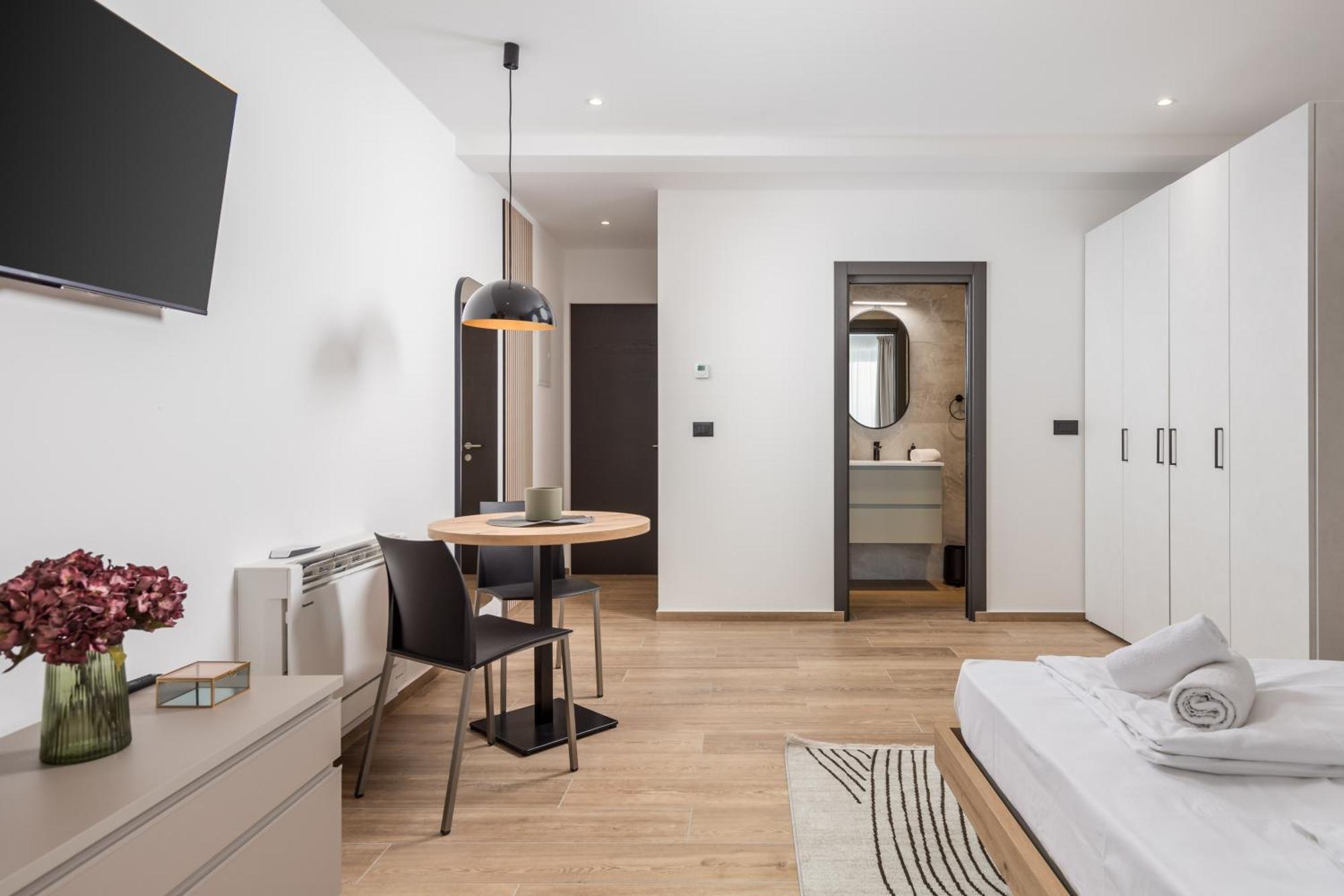 Belinda Apartments With Balcony Opatija Buitenkant foto
