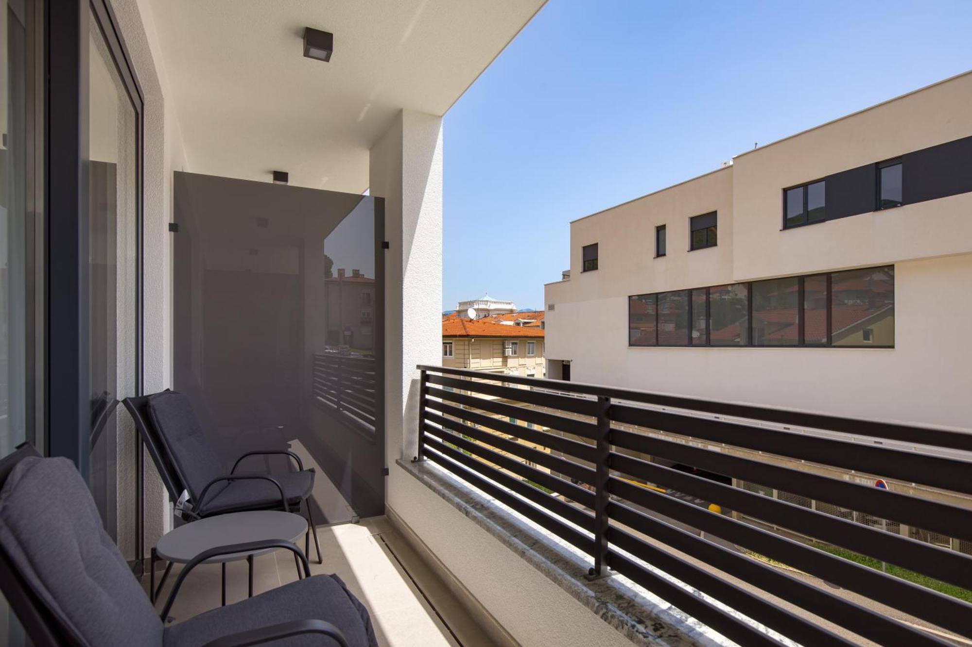 Belinda Apartments With Balcony Opatija Buitenkant foto
