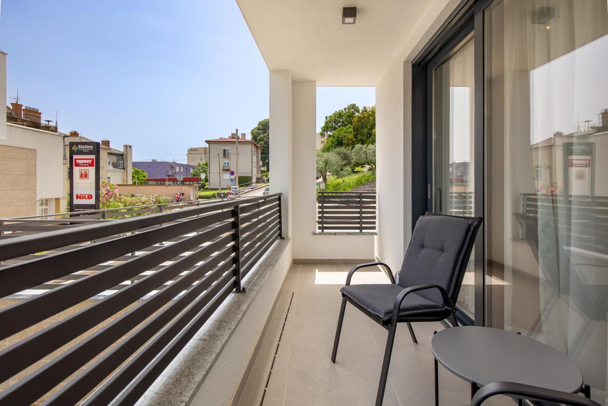 Belinda Apartments With Balcony Opatija Buitenkant foto