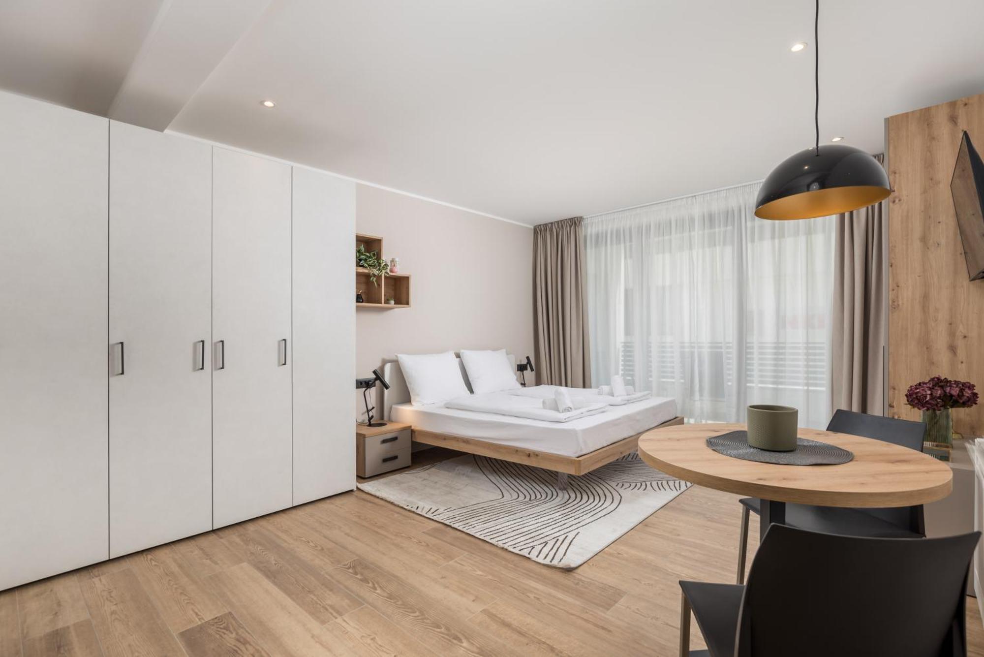 Belinda Apartments With Balcony Opatija Buitenkant foto