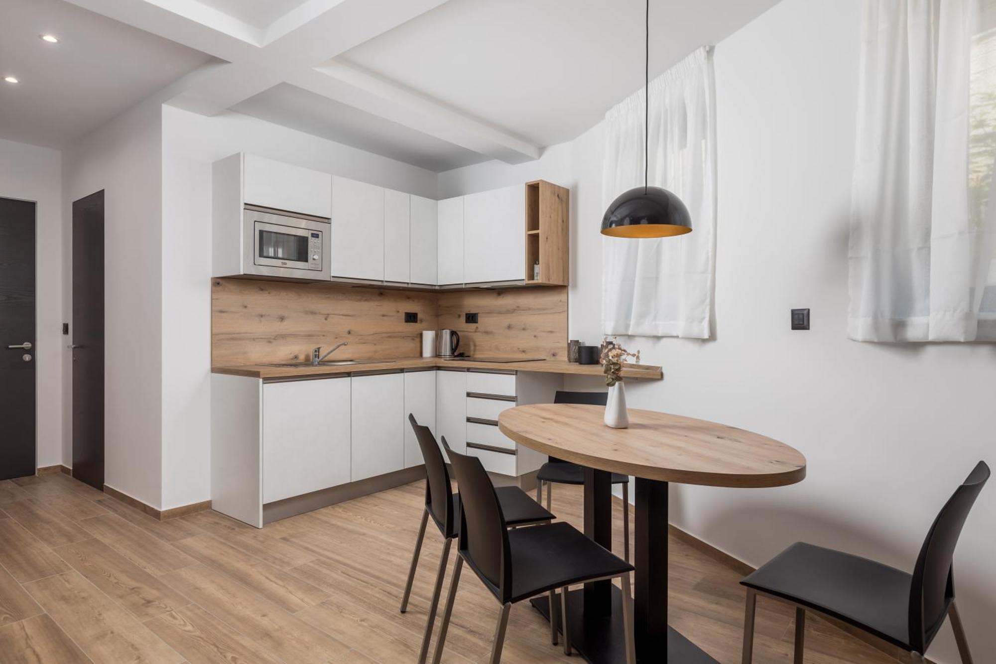Belinda Apartments With Balcony Opatija Buitenkant foto